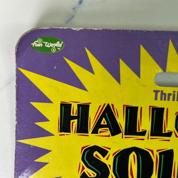 NEW Halloween Sound Effects Thriller & Chiller Cassette Tape 90's Y2K Classic - Picture 4 of 5